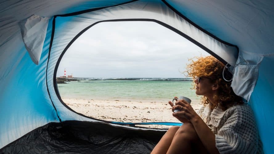 The Best Pop Up Canopy For Beach Use of 2022 [Buying Guide]