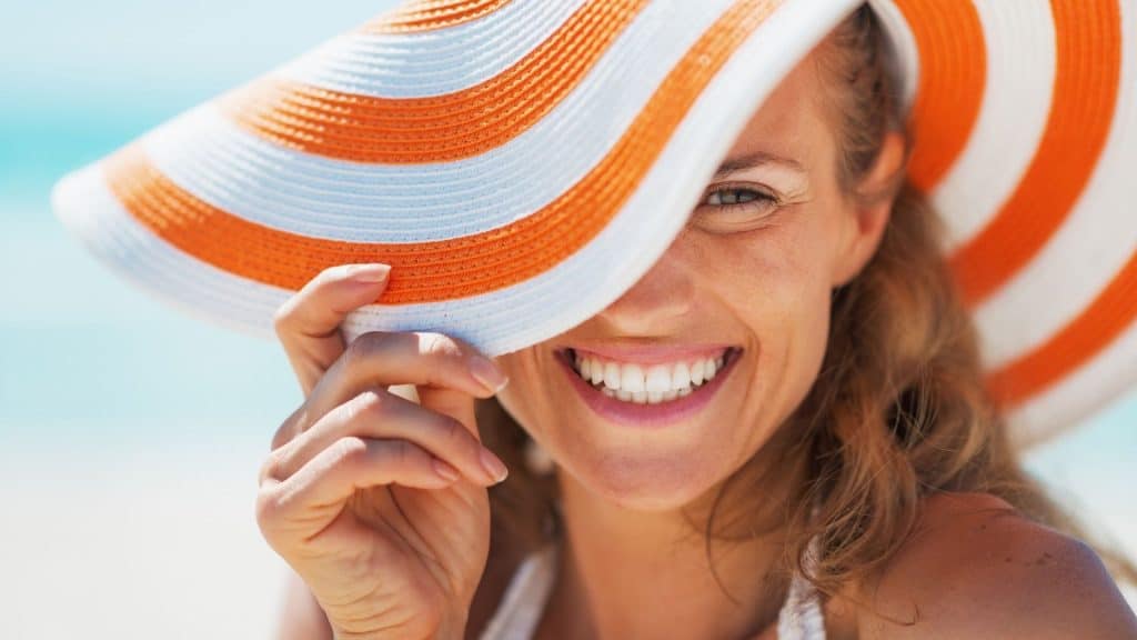 Best Colors To Wear At The Beach Coastal Dream Life