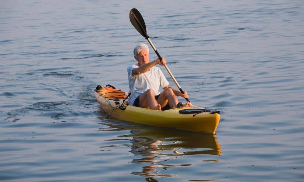 How to Kayak With a Dog: Tips, Tricks & Safety - Seaside Planet